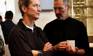 Tim Cook e Steve Jobs