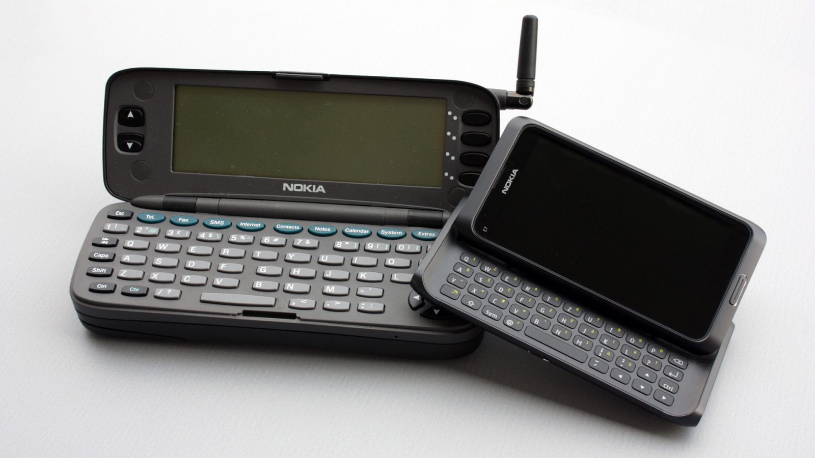 iPhone primeiro smartphone? Confiram a história do smartphone.