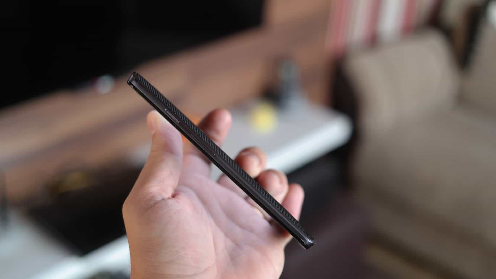 review moto x force espessura review-moto-x-force-lateral