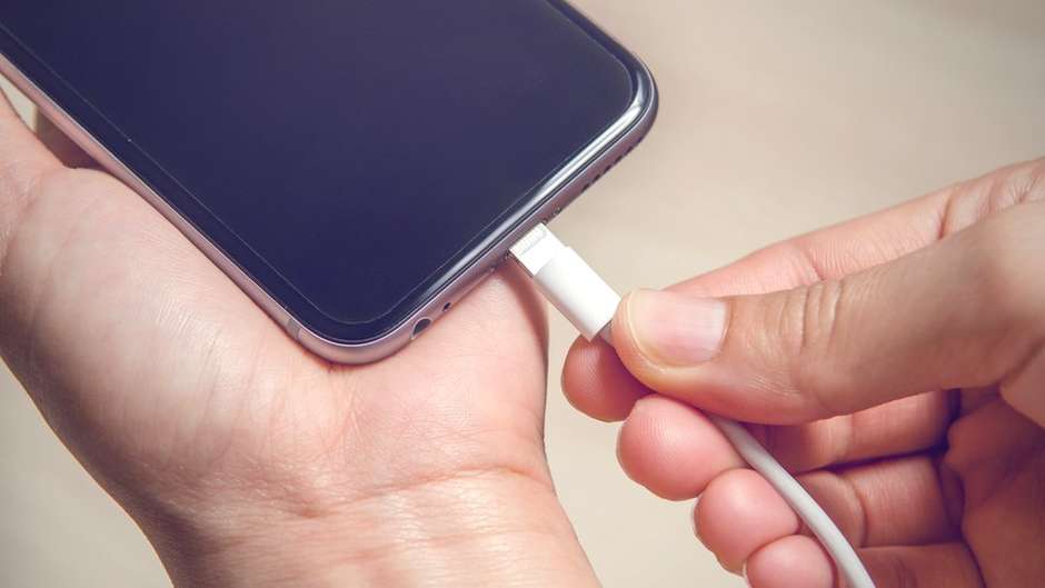 Carregador Xiaomi 100W enche uma bateria de 4.000mAh em 17 minutos