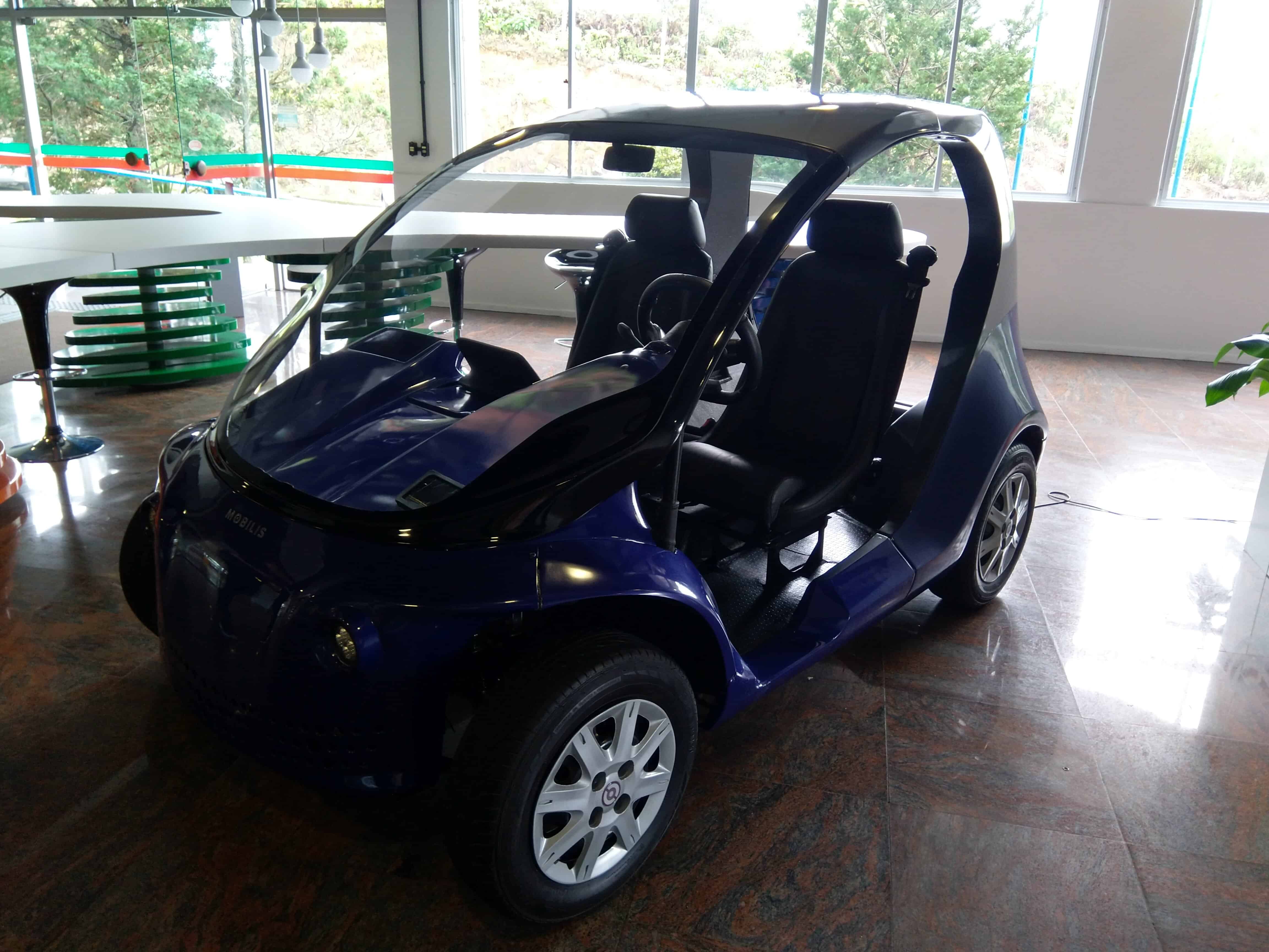 Mobilis Li - Testamos o carro 100% elétrico e 100% brasileiro