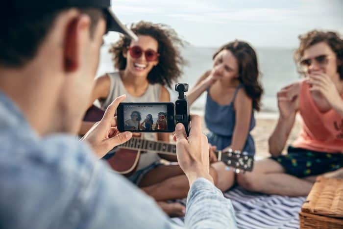 DJI Osmo Pocket se conecta as telas do iPhone ou de smartphones Android DJI Osmo Pocket iphone