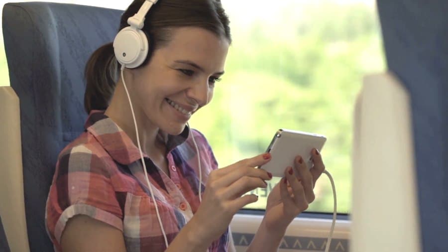 como baixar filmes no celular destaque