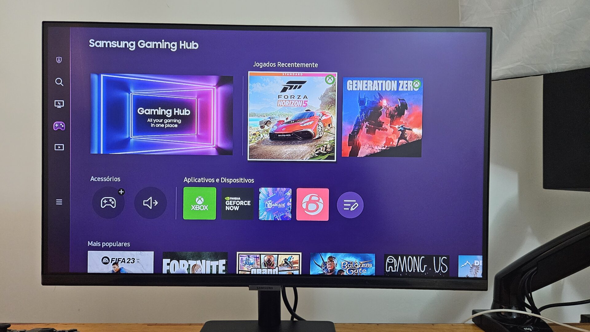 Monitor Smart Monitor M5 da Samsung